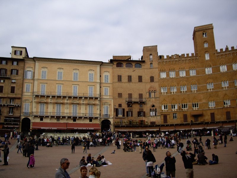 sienne piazza del campo04.jpg